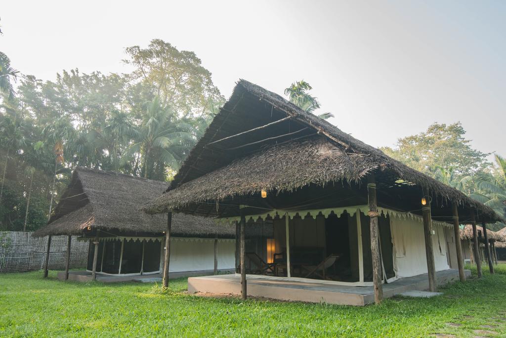 Hotel The Barefoot At Havelock Radhanagar beach Exterior foto