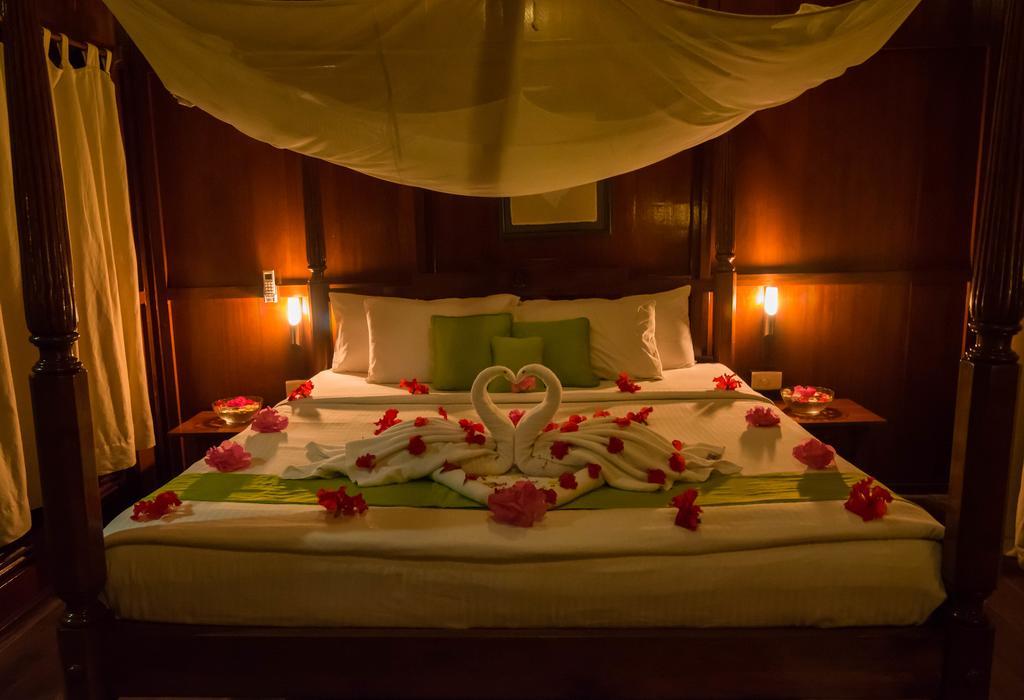Hotel The Barefoot At Havelock Radhanagar beach Exterior foto